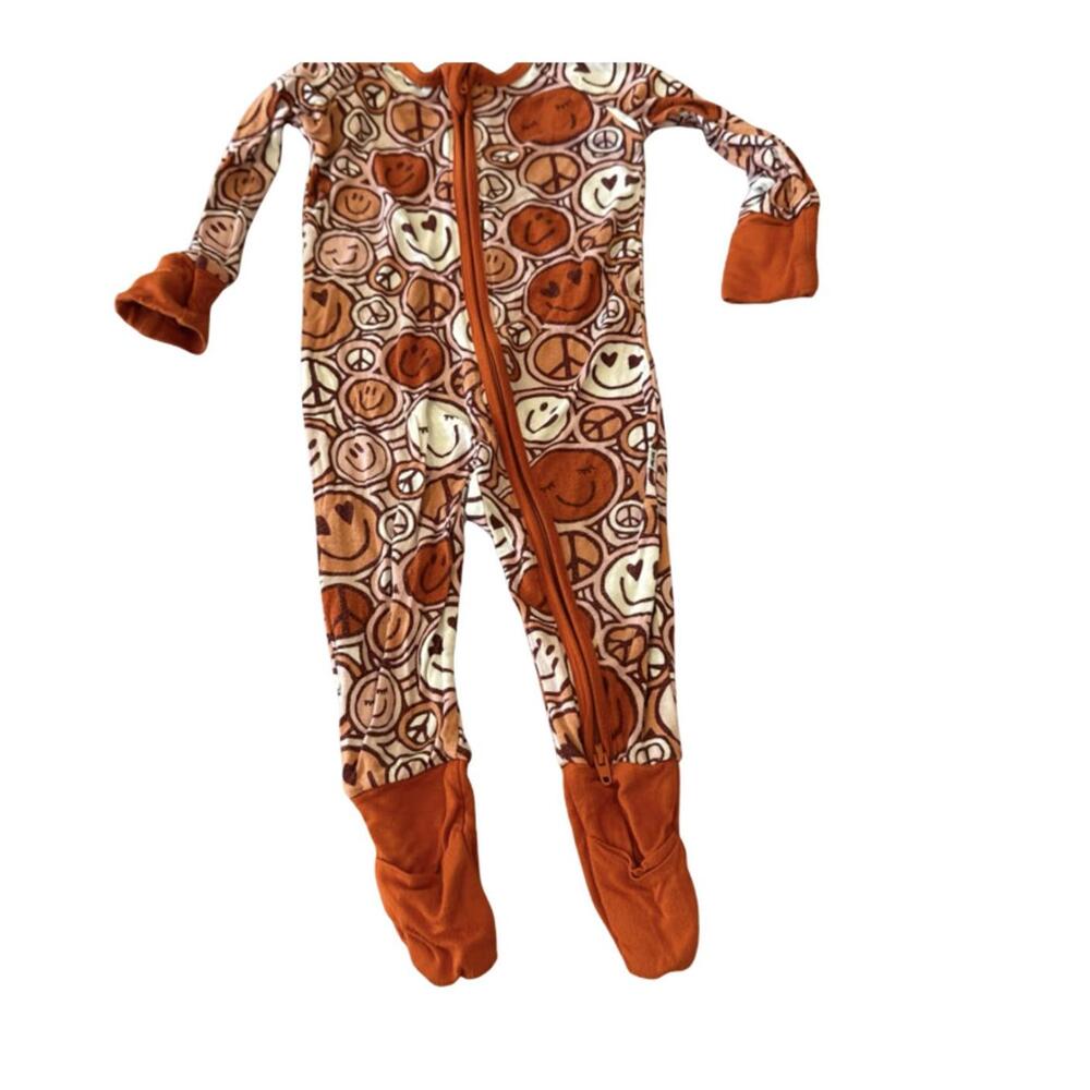 Little Sleepies Groovy Baby Peace Sign Bamboo Zippy Pajamas 3–6M